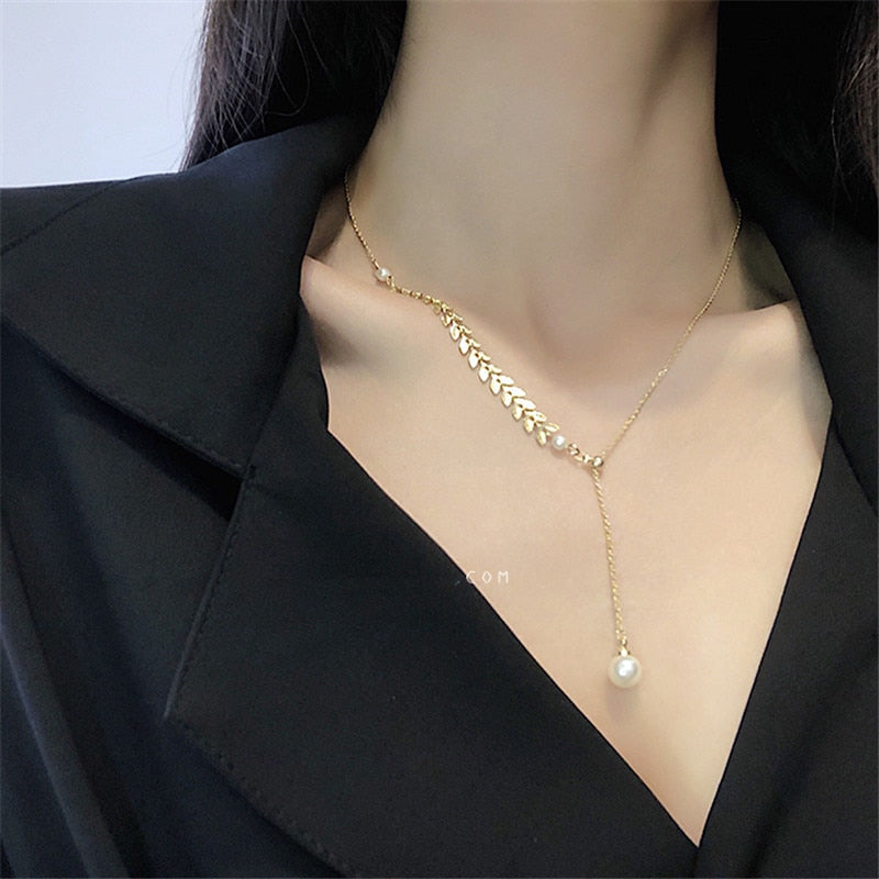 women geometry necklace, pearl asymmetry of fashionable, metal, aureate bowknot, collarbone chain necklace fashion